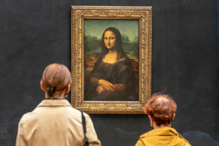 Mona Lisa: The Enduring Magic of Leonardo’s Iconic Painting